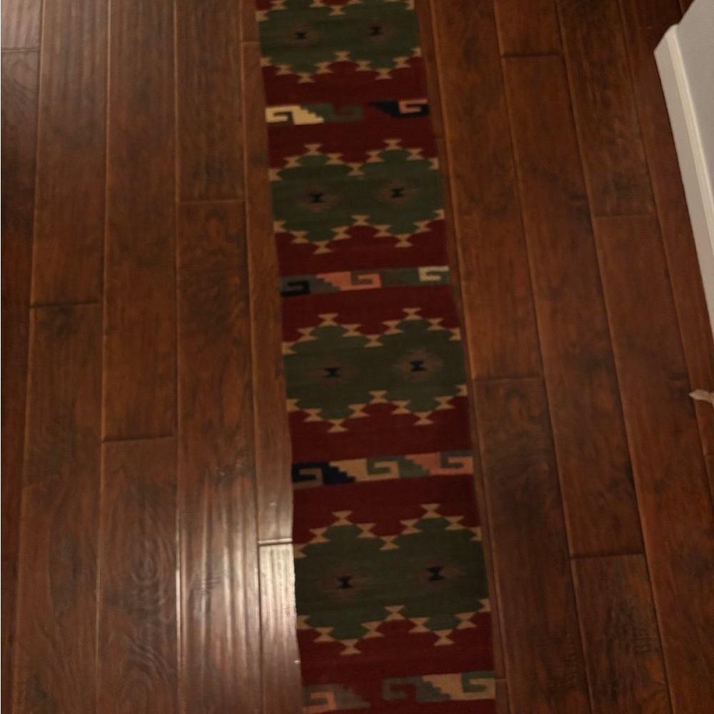 Handmade long rug - Picture 2 of 5